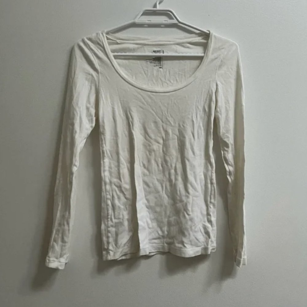 Old Navy Scoop Neck Long Sleeve Tee S